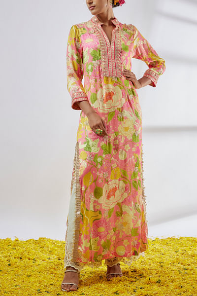 Pink floral printed kurta set
