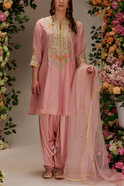 Pink gota embellished short anarkali kurta set