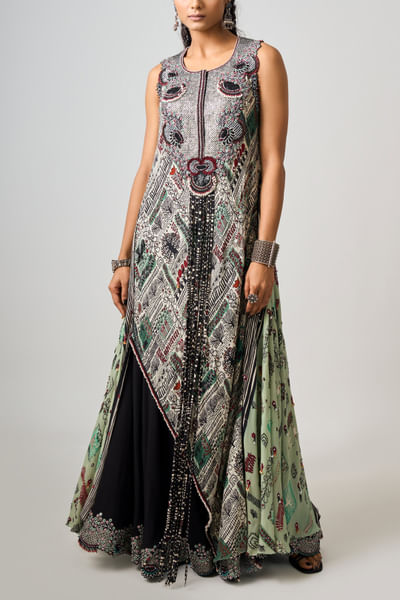 Printed asymmetric kurta and black gharara