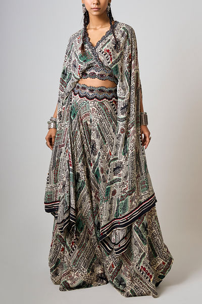 Printed kaftan top and circular pants