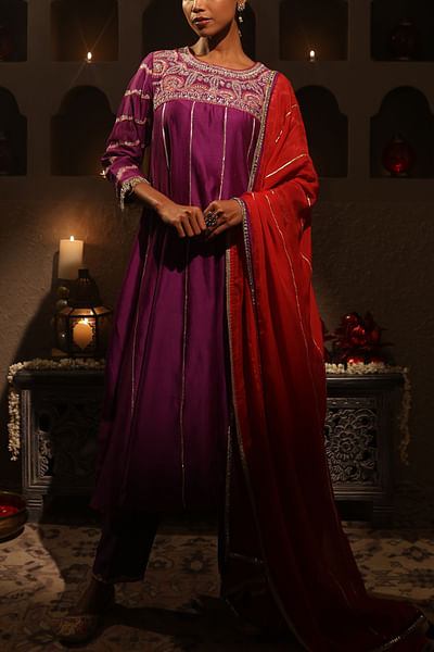 Purple aari embroidered kurta set