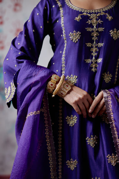 Deep thee Purple embroidered kurta set DEEJAN25D13462