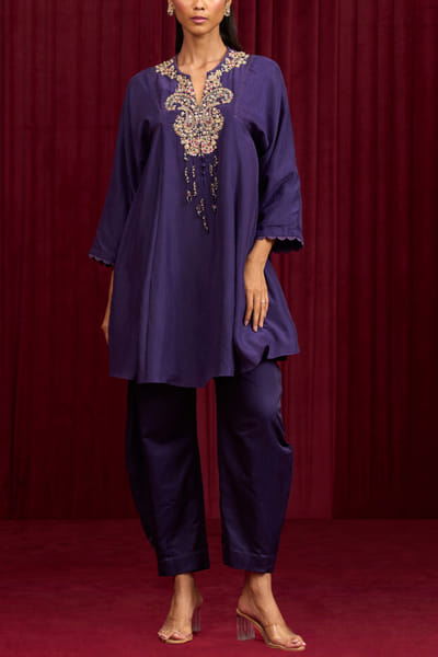 Ridhi Mehra Purple embroidered kurta set RMFNOV2428