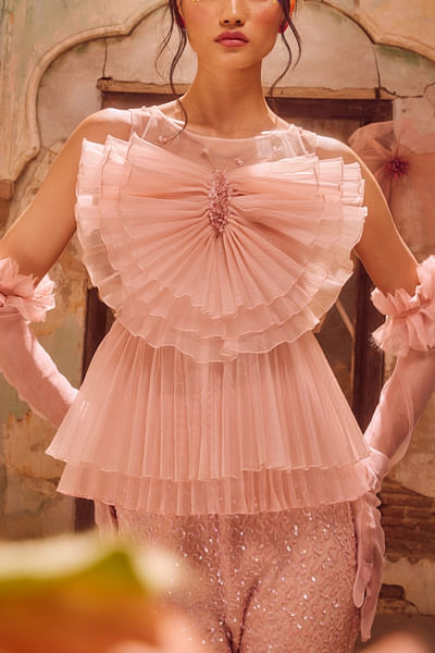 Quartz pink 3D fan pleated layered peplum top
