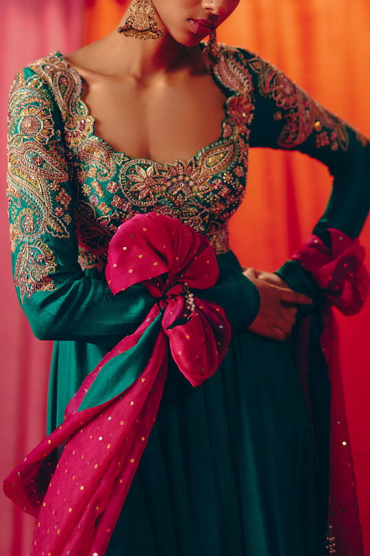 Mrunalini rao dresses buy online online