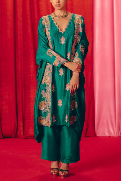 Mrunalini Rao Rama green paisley embroidered kurta set MRROCT2404