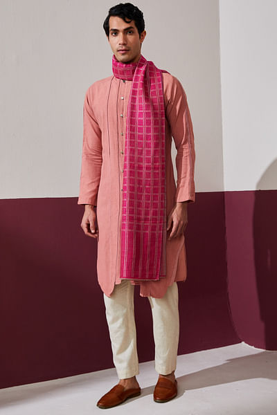 Rani pink checkered pashmina stole
