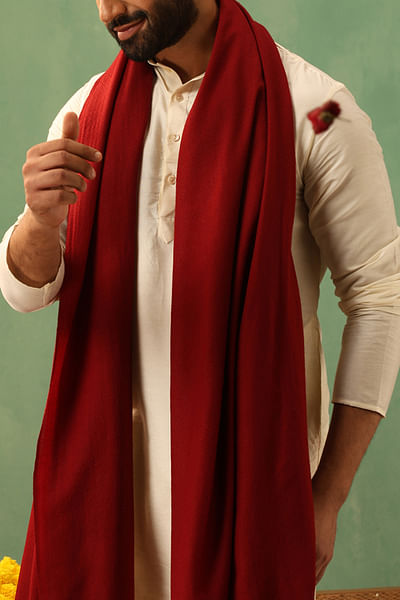 Red cashmere wool stole