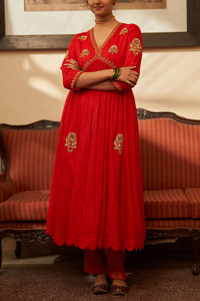 Red embroidered velvet kurta set