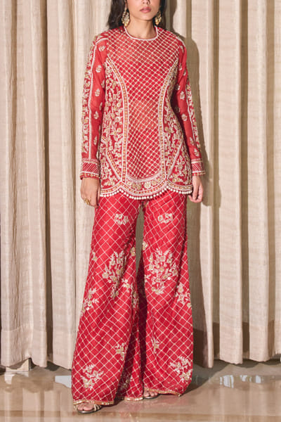 Red floral embroidered kurta set