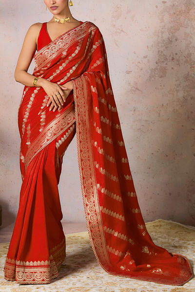 Red jacquard woven pinstriped sari set
