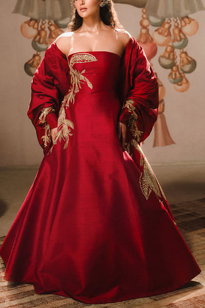 Red leaf embroidered gown