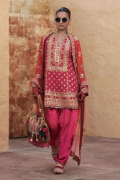 Red motif embroidered kurta set
