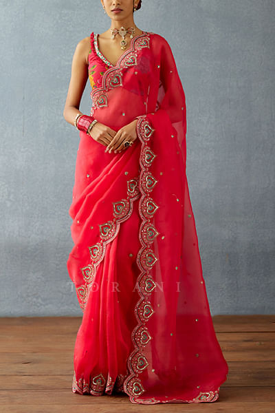 Red spade embroidered scalloped sari
