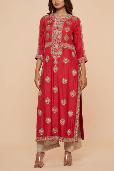 Red zardozi embroidered kurta set