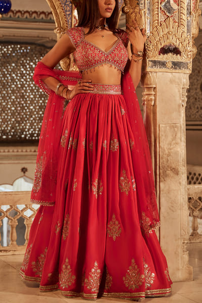Lashkaraa Red zari embroidered lehenga set LASJAN25D13291