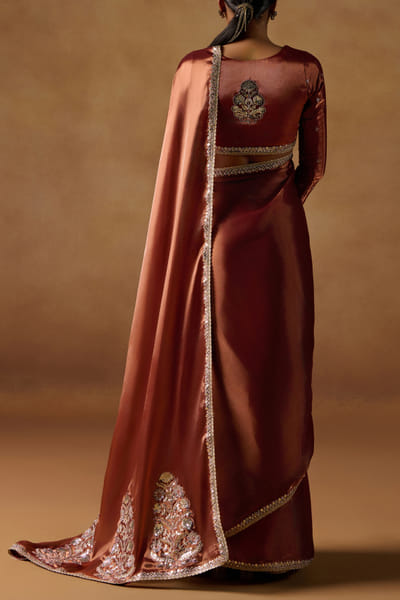 Lashkaraa Rust floral zari embroidered sari set LASDEC24D11055