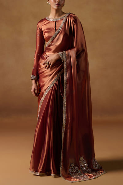 Lashkaraa Rust floral zari embroidered sari set LASDEC24D11055
