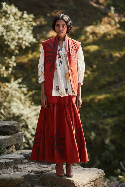 Rustic red tree printed skirt and jacket