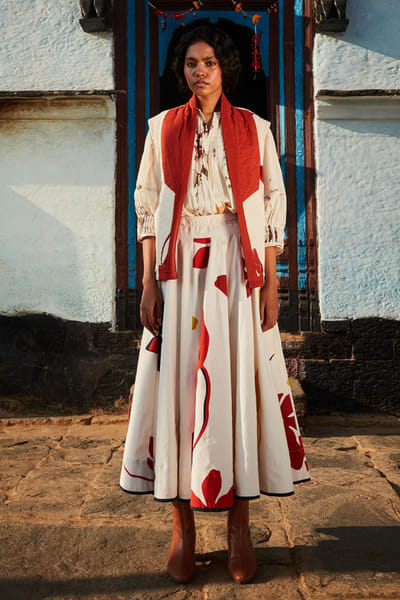 Rustic tree and floral printed reversible jacket