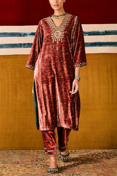 Rusty orange embroidered velvet kurta set