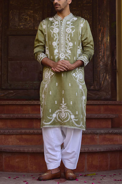 Sap green floral thread embroidered kurta set