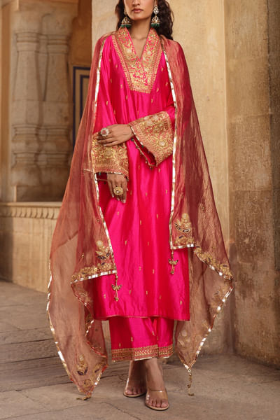 Shocking pink floral embroidered kurta set
