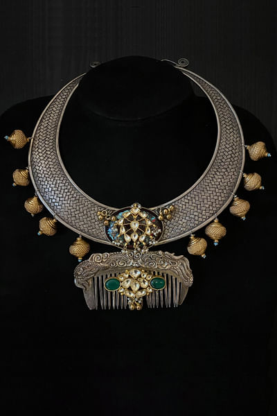 Silver and green emerald and kundan choker