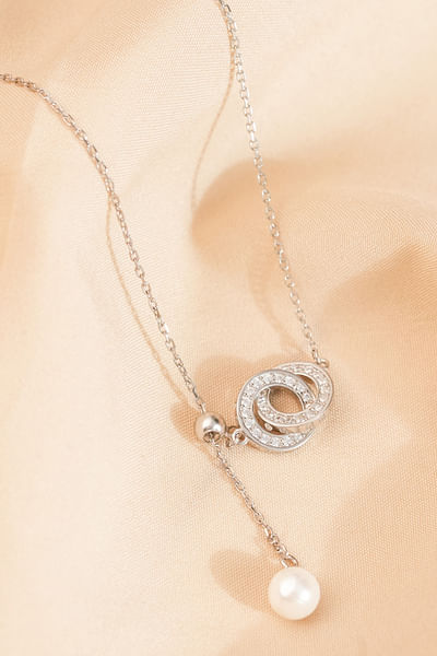 Silver circle cubic zirconia pearl necklace