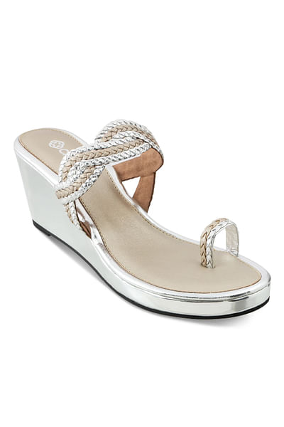 Silver embellished kolhapuri wedges