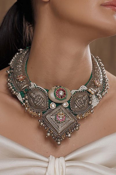 Silver embellished necklace