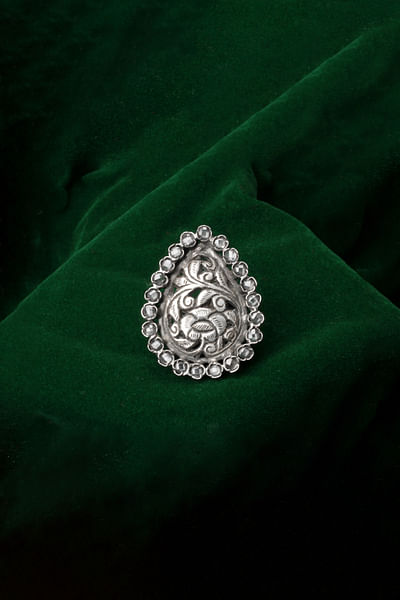 Silver floral engraved teardrop ring