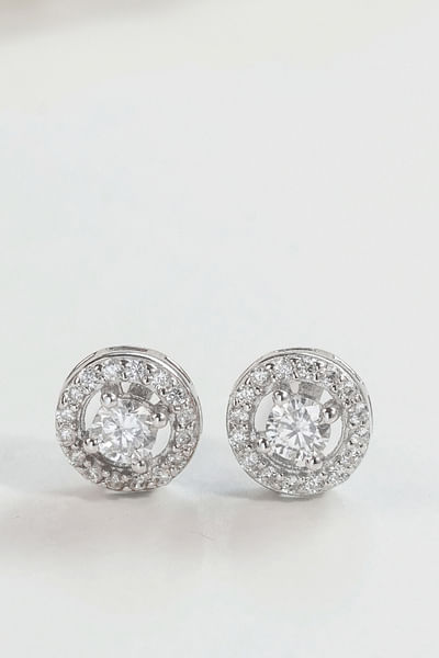 Silver round cubic zirconia studs