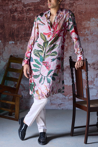 Soft pink floral printed kurta set