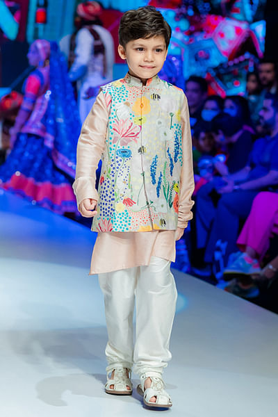 Stone floral and bee printed bandi kurta set