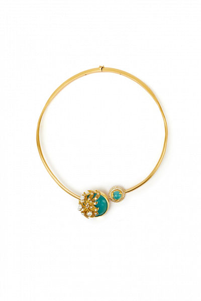 Turquoise embellished hasli necklace