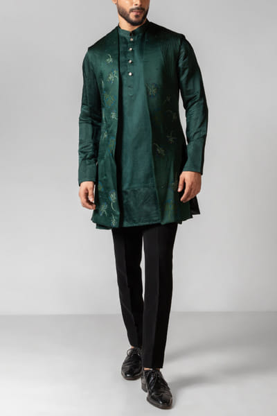 Verdant green leaf embroidered Nehru kurta set