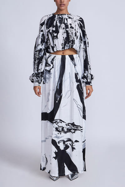 Advait White and black artsy print skirt set AVTFEB24D321