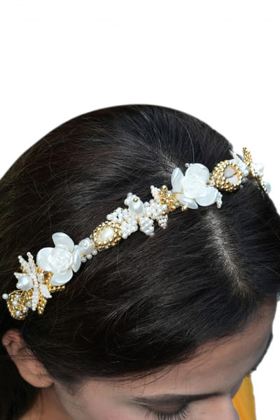 White and gold floral pearl and bead hairband