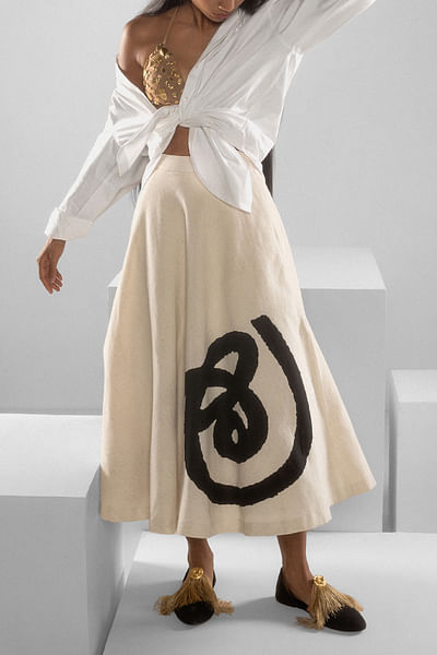 White and ivory Tamil printed skirt set