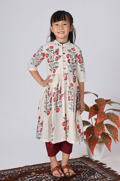 White and maroon floral printed kurta set