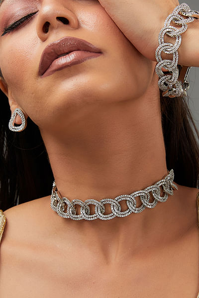 White faux diamond choker set