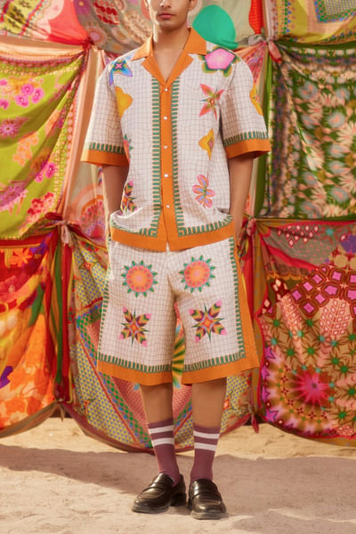 White floral and checkered printed co-ords