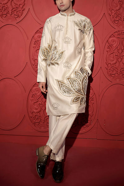 White floral embroidery kurta set