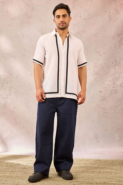 White monotone tropical printed shirt