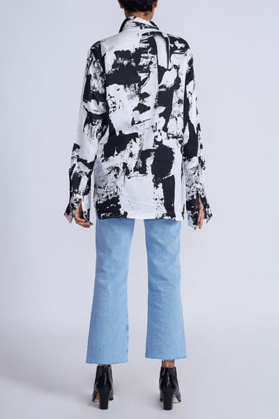 Advait White printed and embroidered shirt AVTJAN24D210