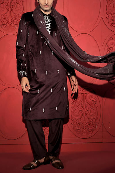 Wine velvet embroidered kurta set