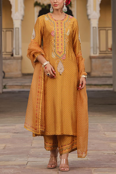Yellow chintz print appliqued kurta set