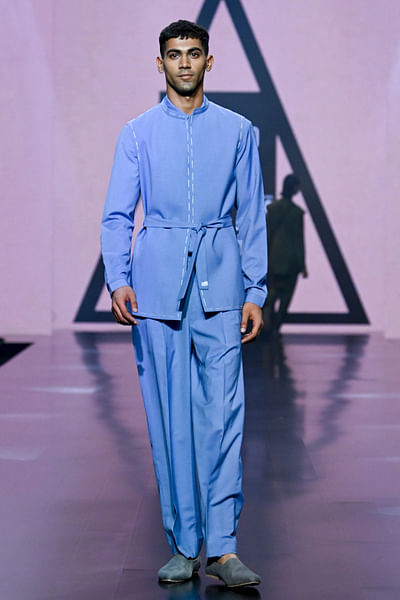 Aqua blue embroidered bandi set