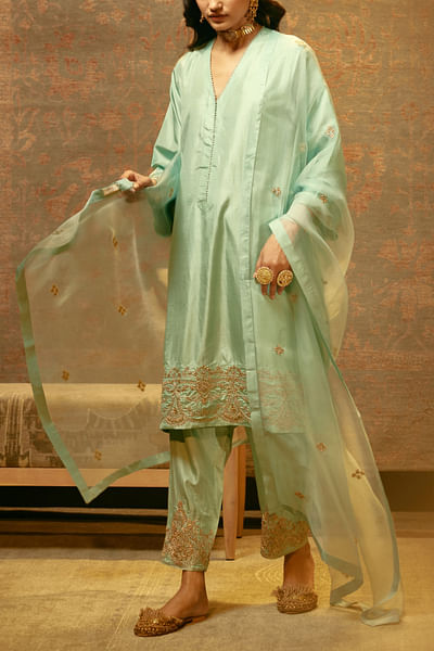 Aqua floral embroidered dupatta